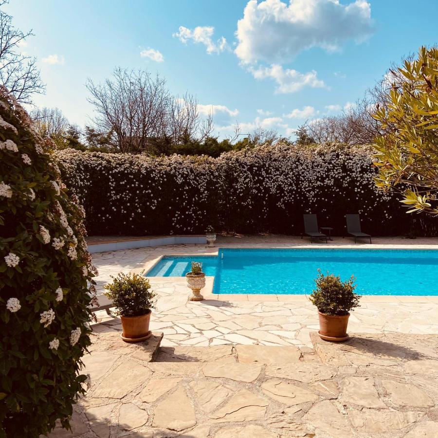 4 Saisons En Provence Bed & Breakfast Saint-Paul-en-Foret Exterior photo