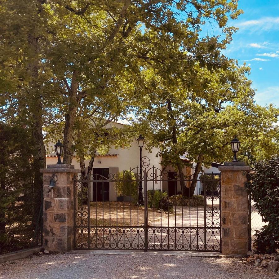 4 Saisons En Provence Bed & Breakfast Saint-Paul-en-Foret Exterior photo