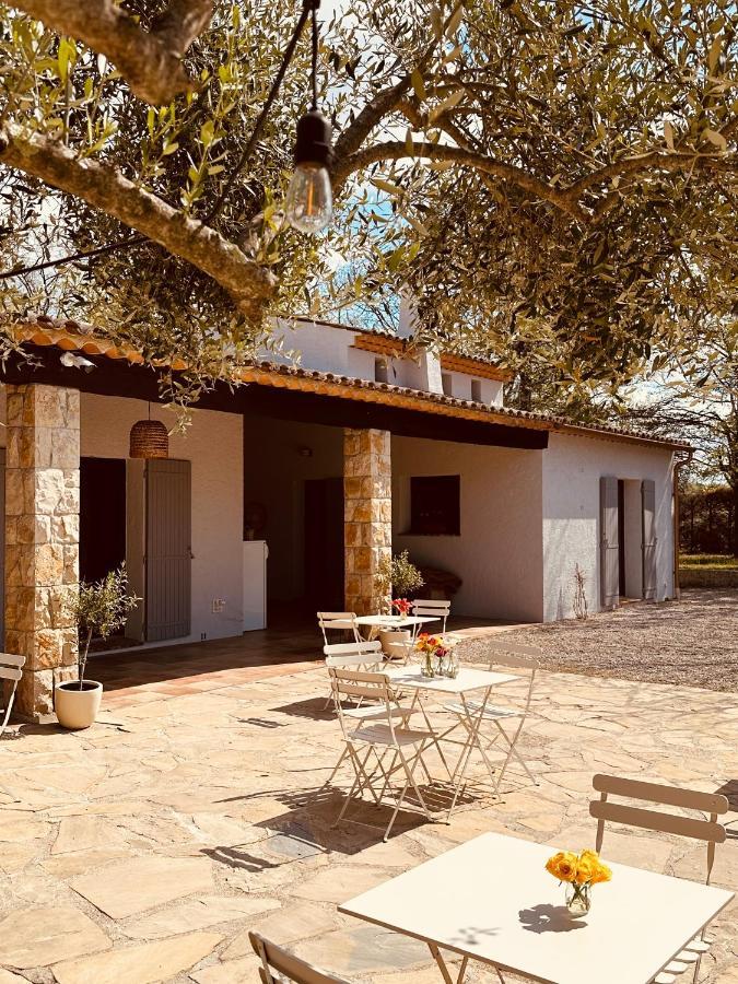 4 Saisons En Provence Bed & Breakfast Saint-Paul-en-Foret Exterior photo