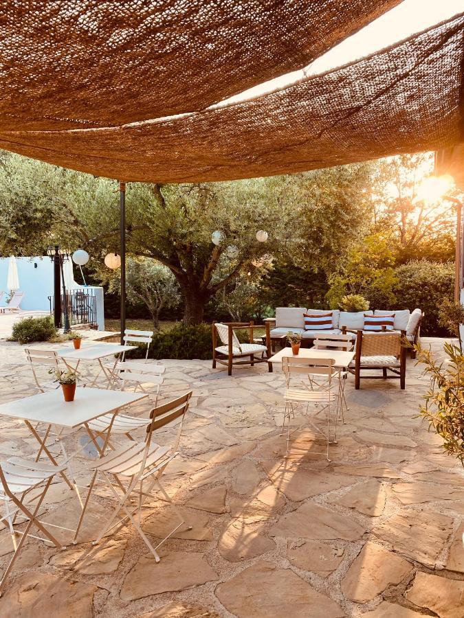 4 Saisons En Provence Bed & Breakfast Saint-Paul-en-Foret Exterior photo